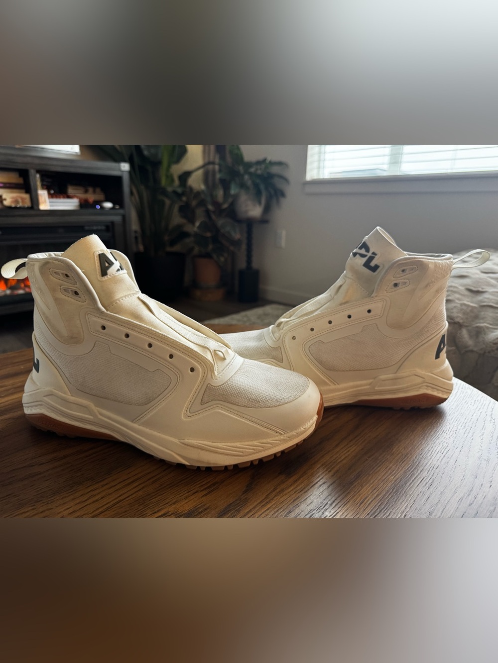 APL Men's TechLoom Defender
Size: 10 US | 43 UK